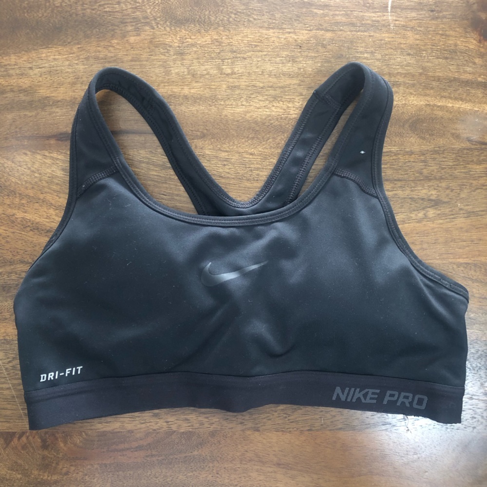 Nike Pro Dri Fit Sports Bra in Black Size Medium Swoosh Logo